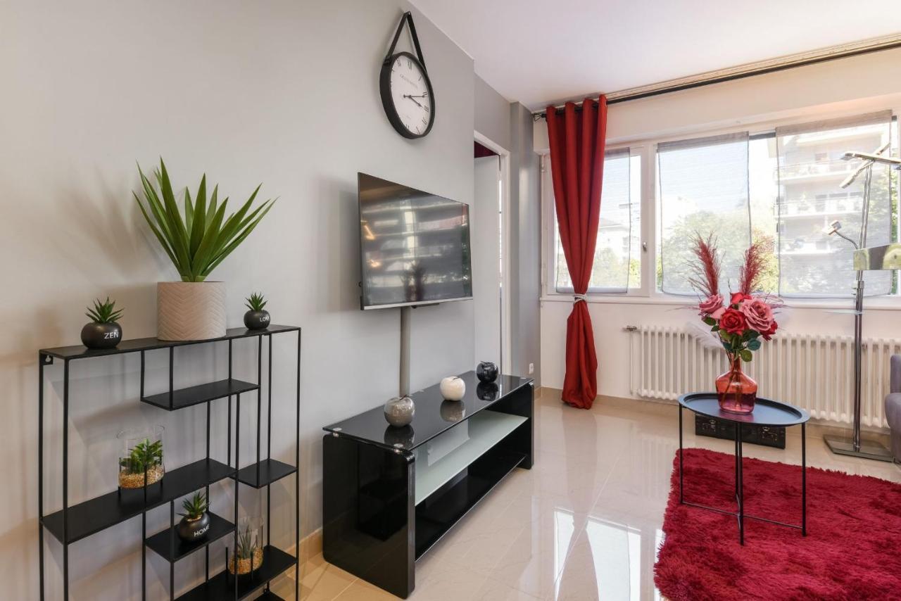Au Nom De La Rose - Casa Vostra - Caution 800 Eur & Id Requises - Annemasse Apartment Bagian luar foto