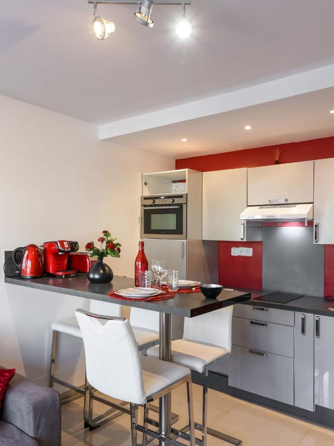 Au Nom De La Rose - Casa Vostra - Caution 800 Eur & Id Requises - Annemasse Apartment Bagian luar foto